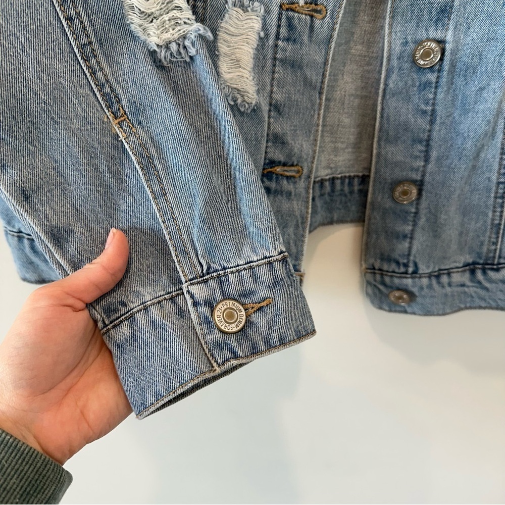 Forever 21 Distressed Denim Blue Jean Jacket Small Rodeo Festival Rustic Cowgirl - Picture 6 of 11